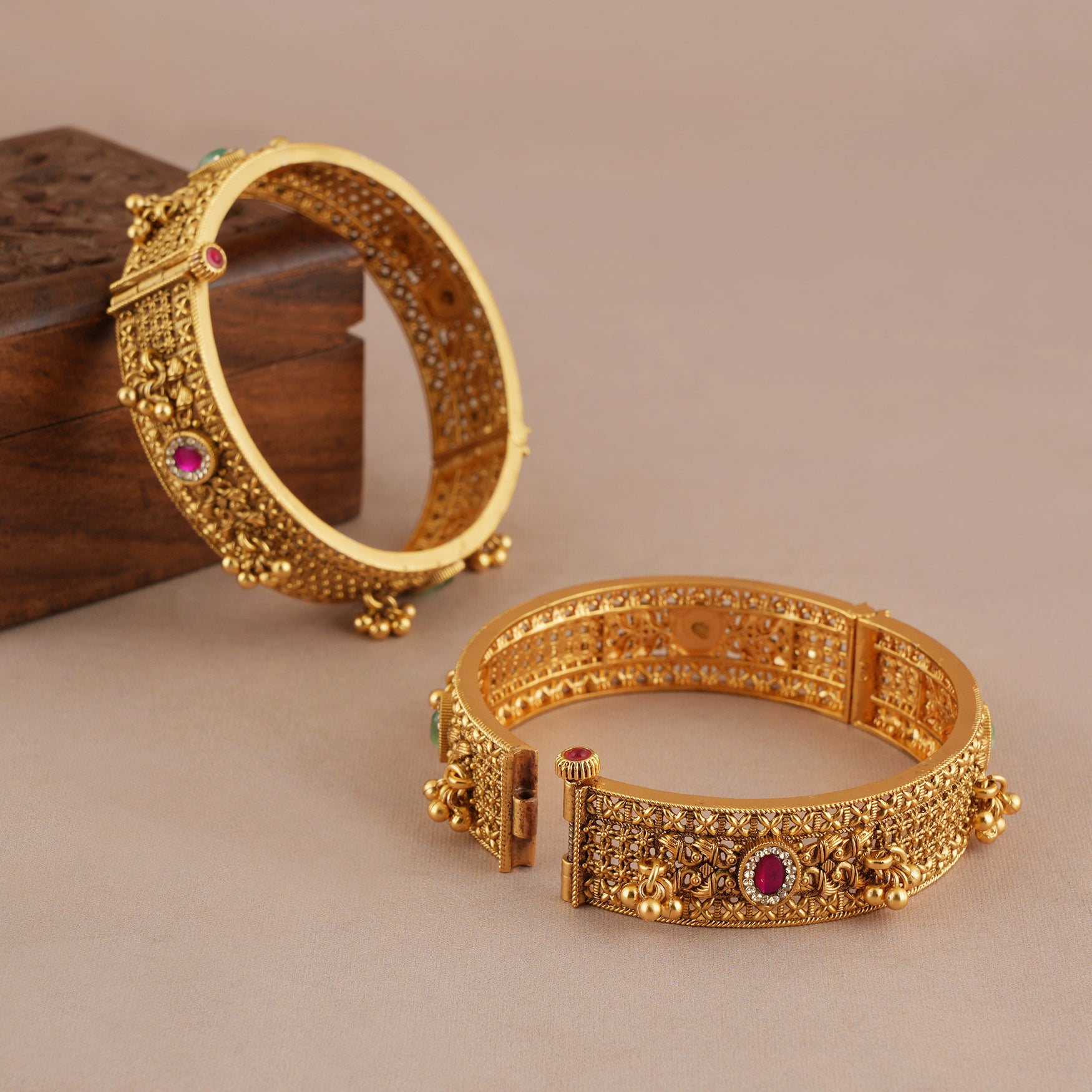 Amazing antique gold stone broad openable bangle set