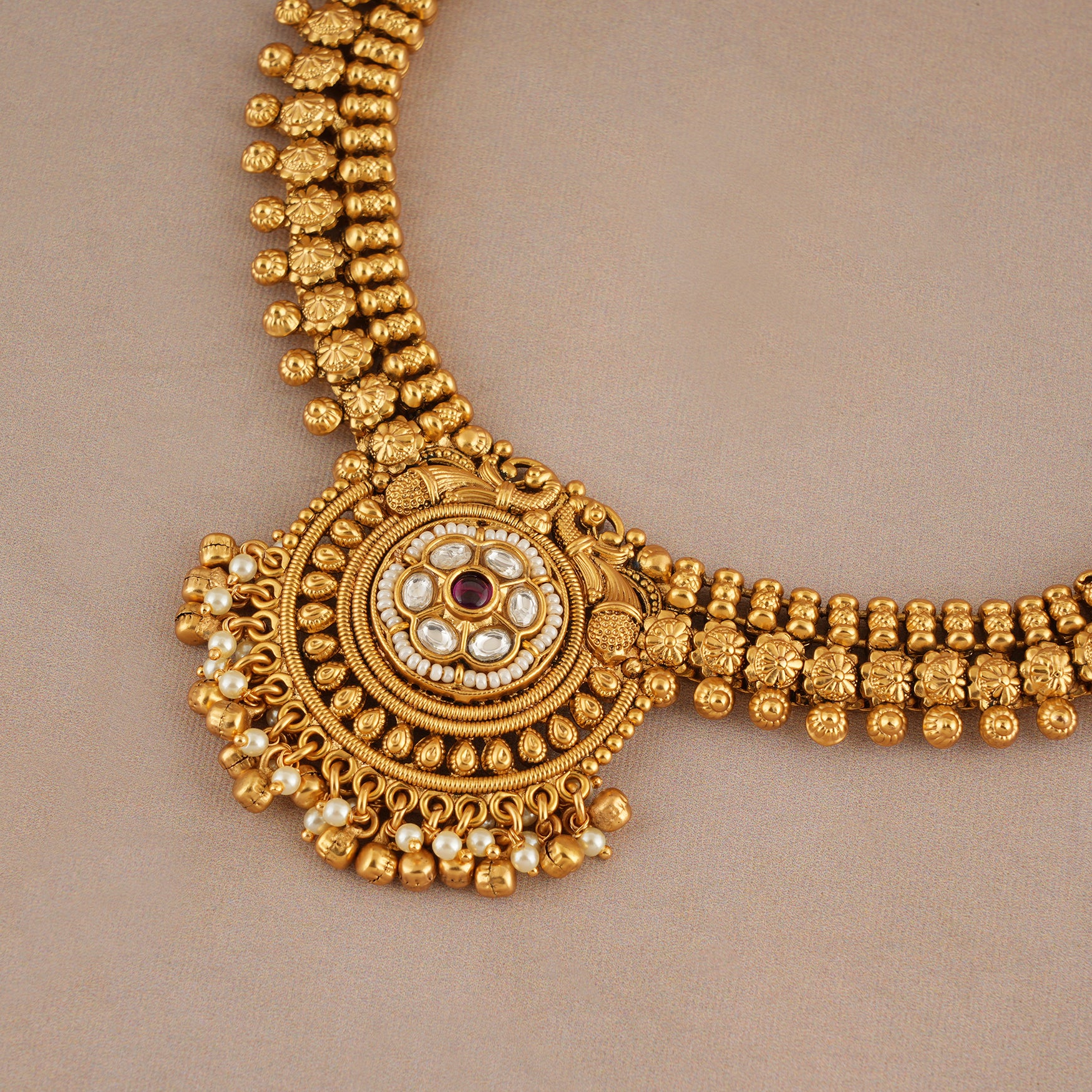 Stunning traditional antique gold floral kundan necklace set