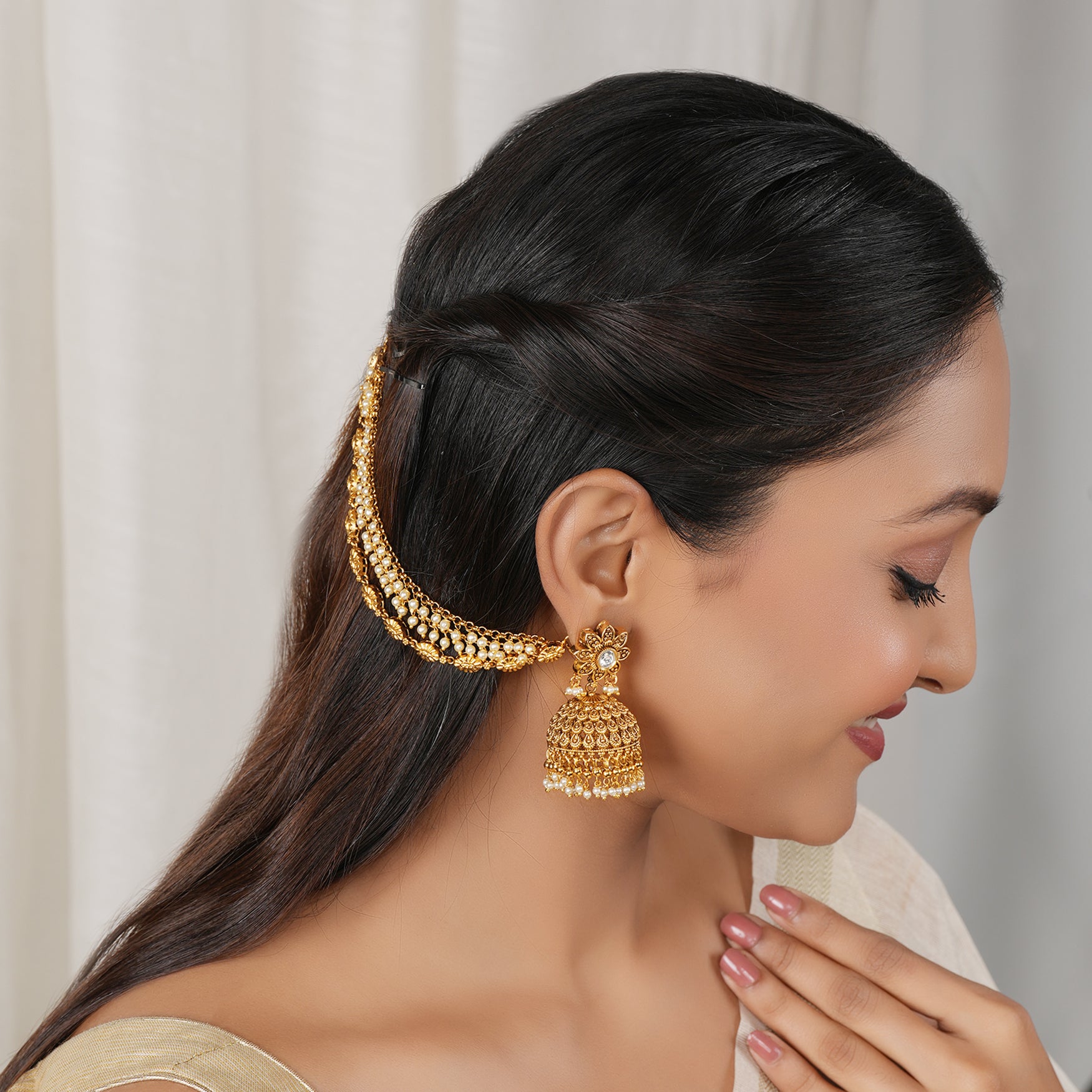 Pearl antique gold three line ear chain