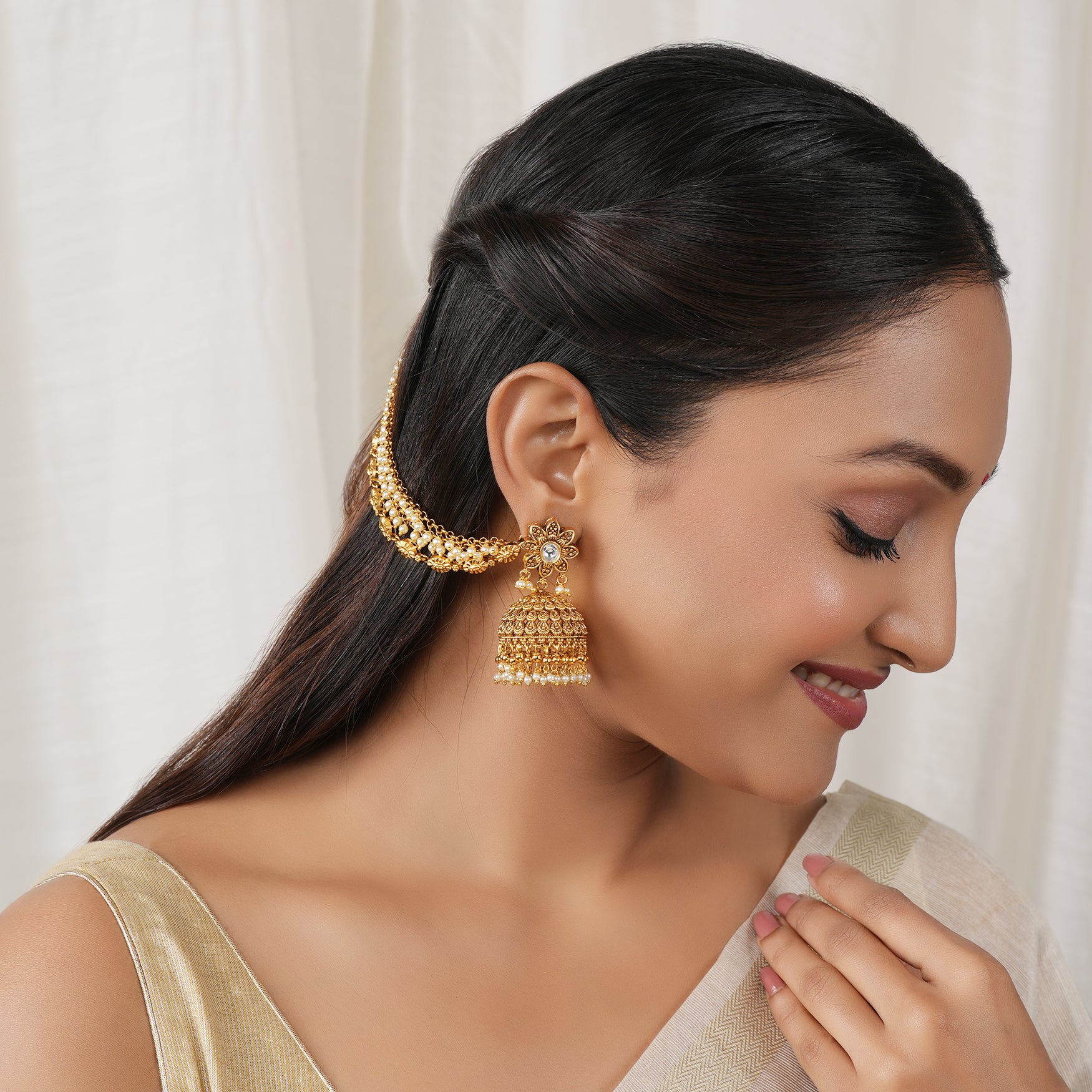 Pearl antique gold three line ear chain