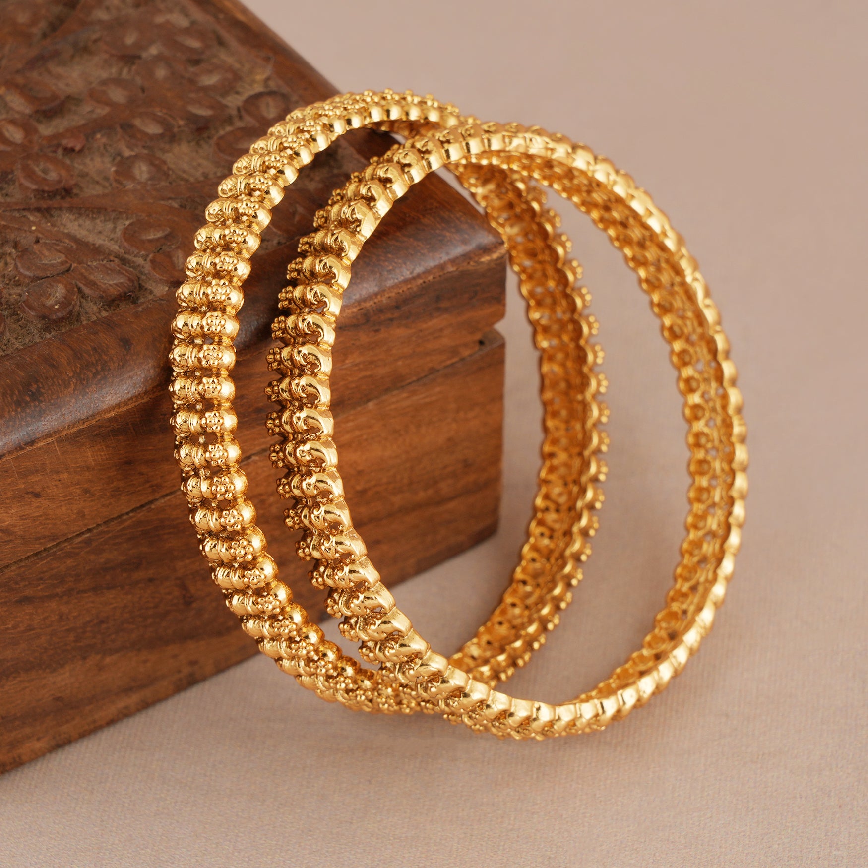 Plain antique gold traditional bangle set