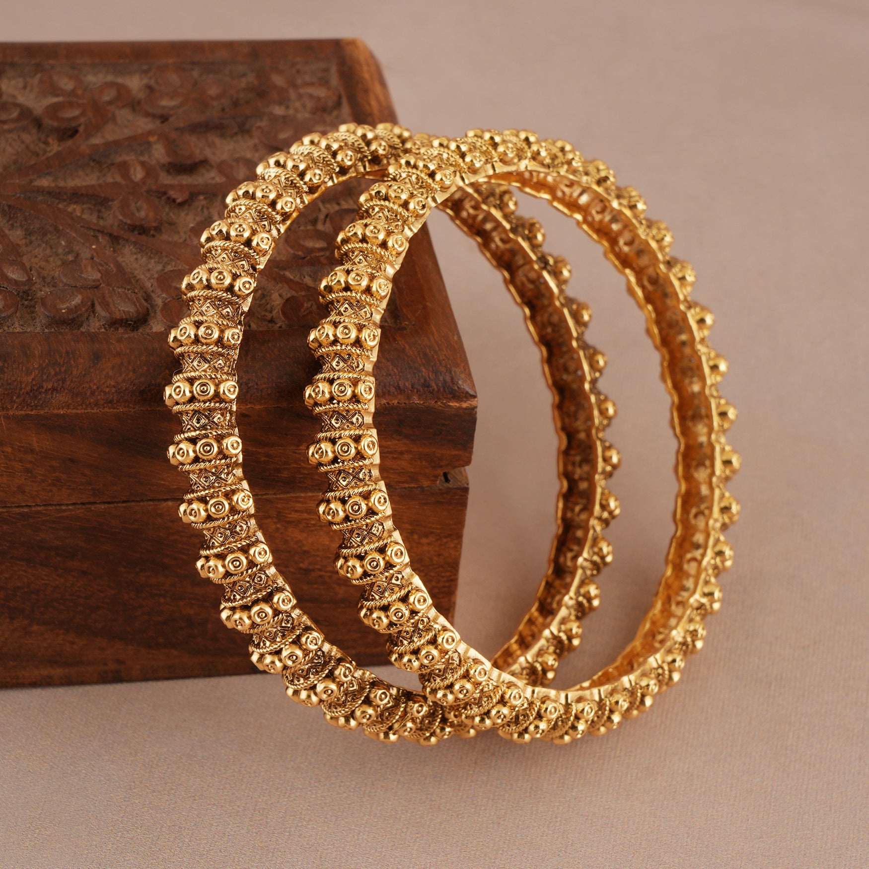 Beautiful plain antique gold intricate bangle set