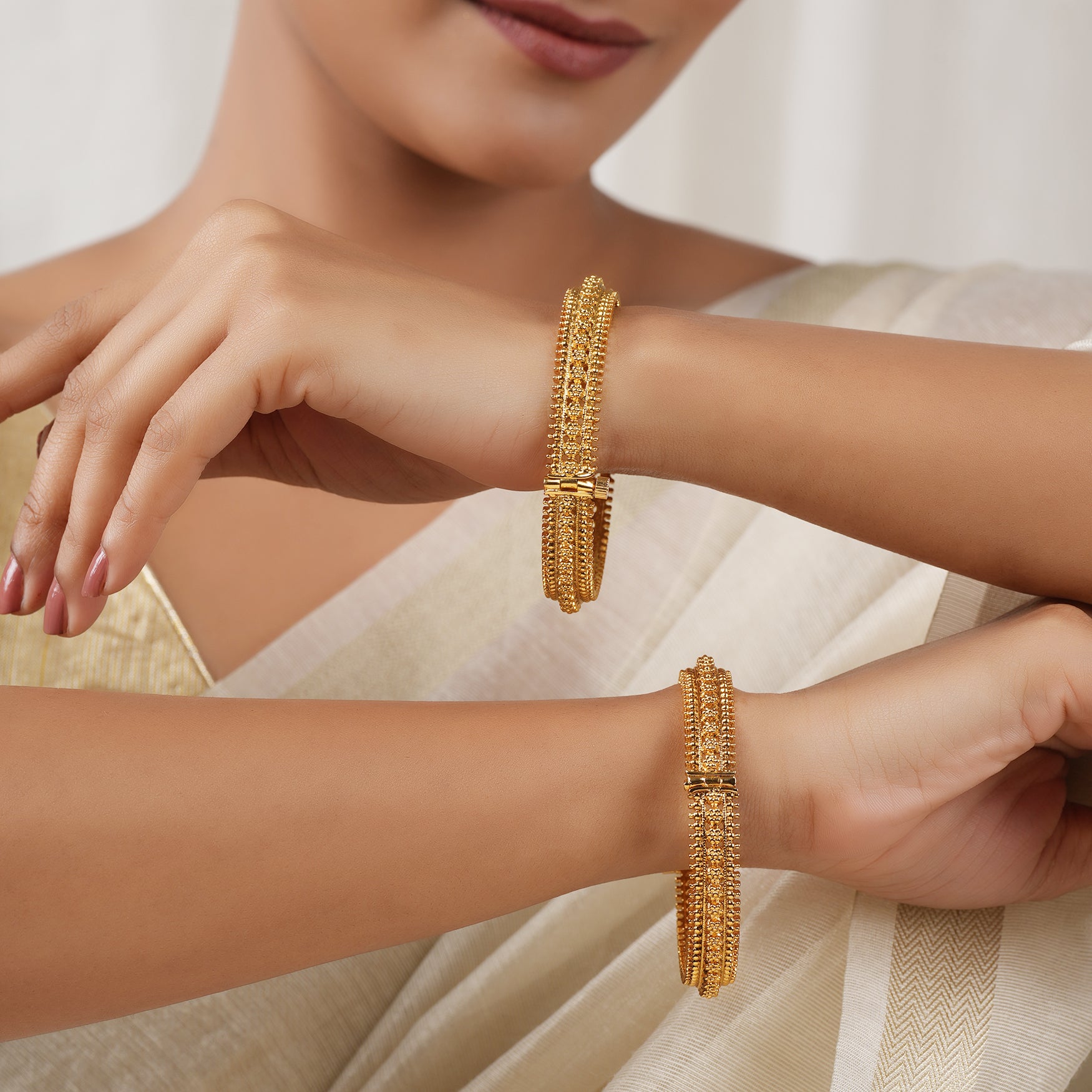 Amazing antique gold plain floral bangle set
