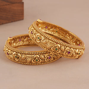 Beautiful floral antique gold stone openable bangle set