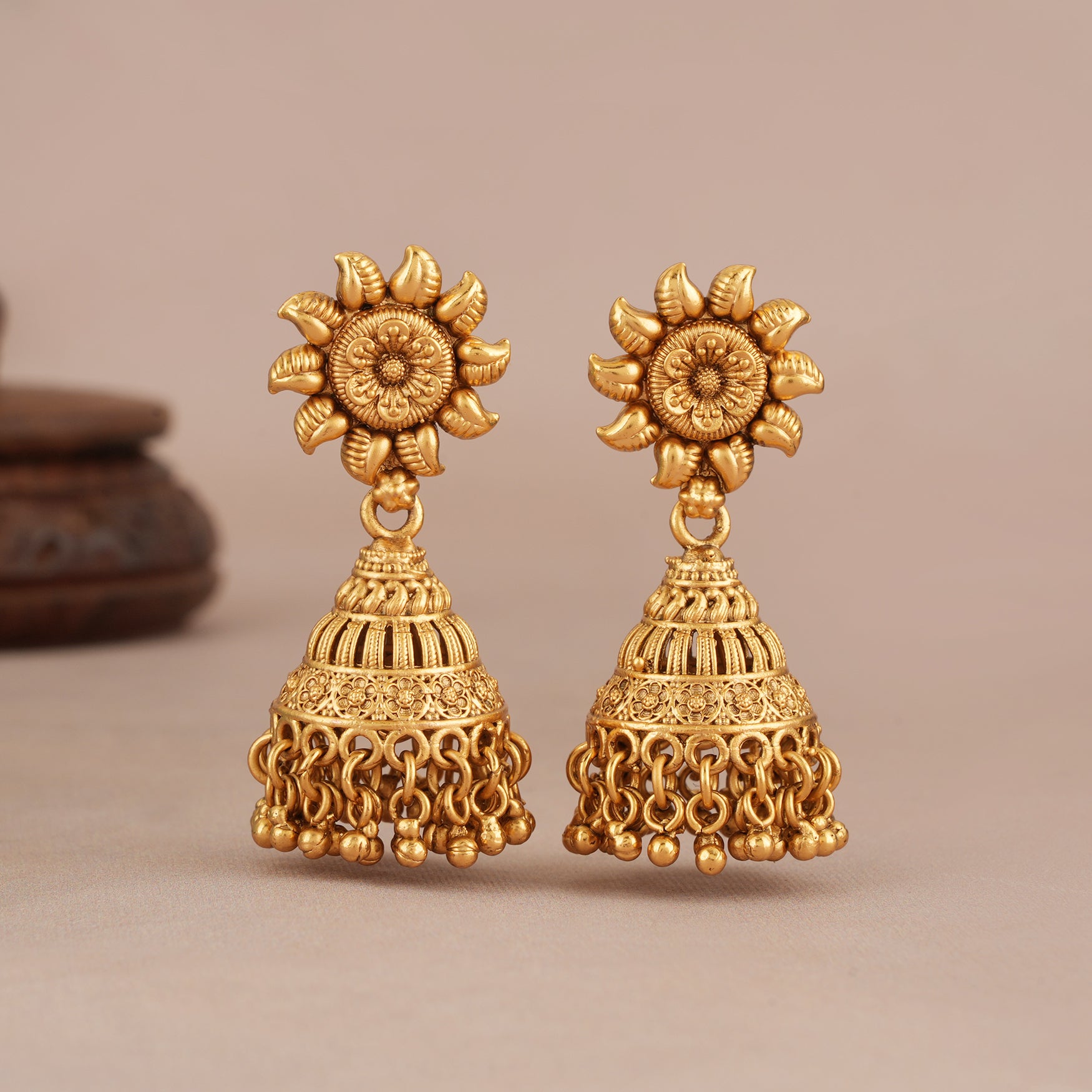 Stunning long antique gold traditional necklace set with earring