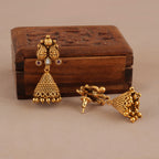 Beautiful paisley antique gold stone necklace set