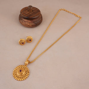 Cute antique gold elegant antique gold stone pendant set