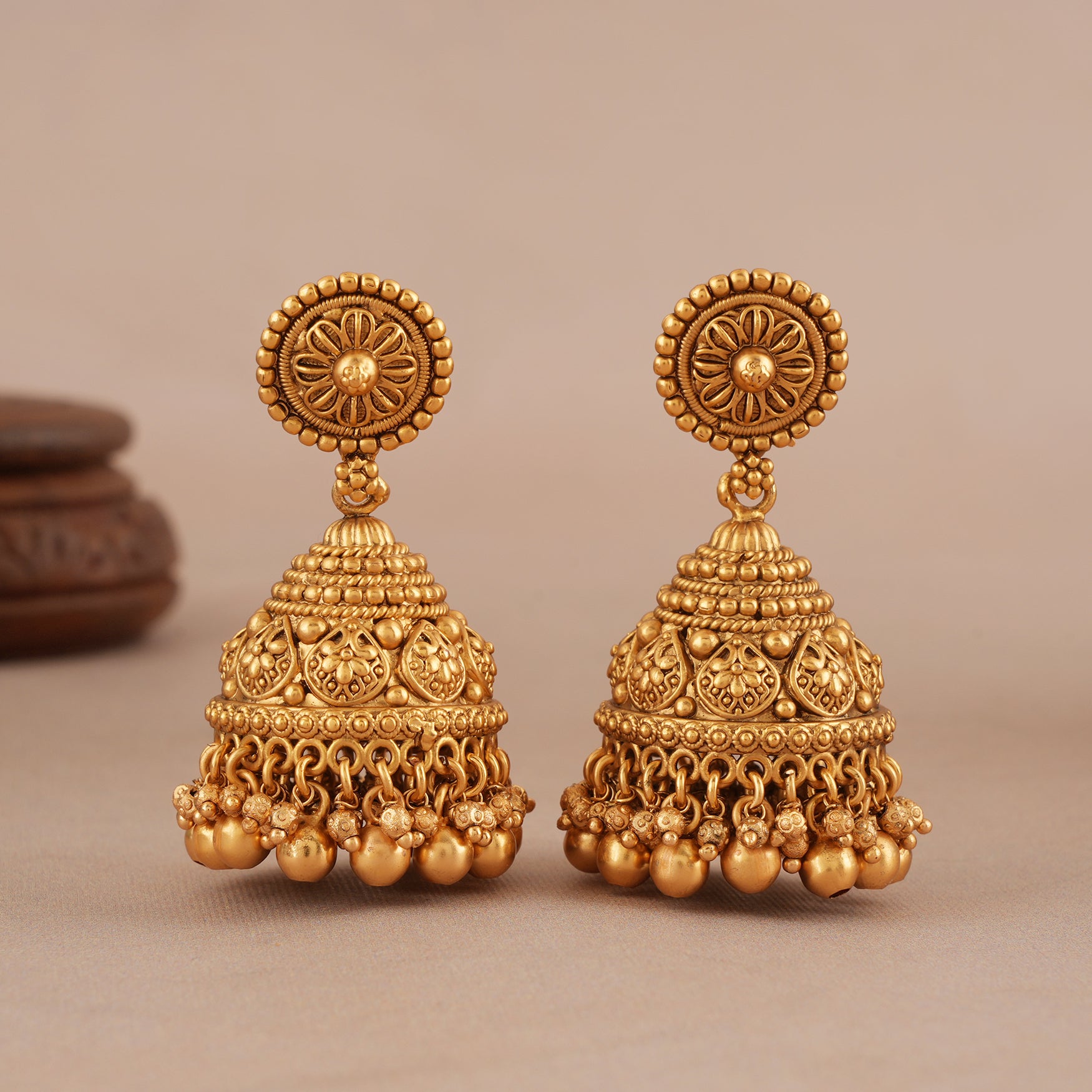 Stunning plain antique gold traditional choker necklace set