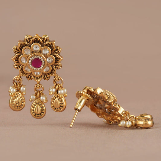 Cute antique gold plated  kundan earring