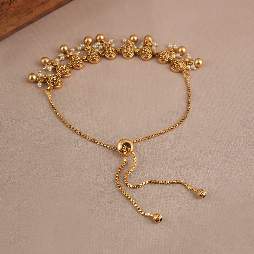 Stunning antique gold pearl bracelet