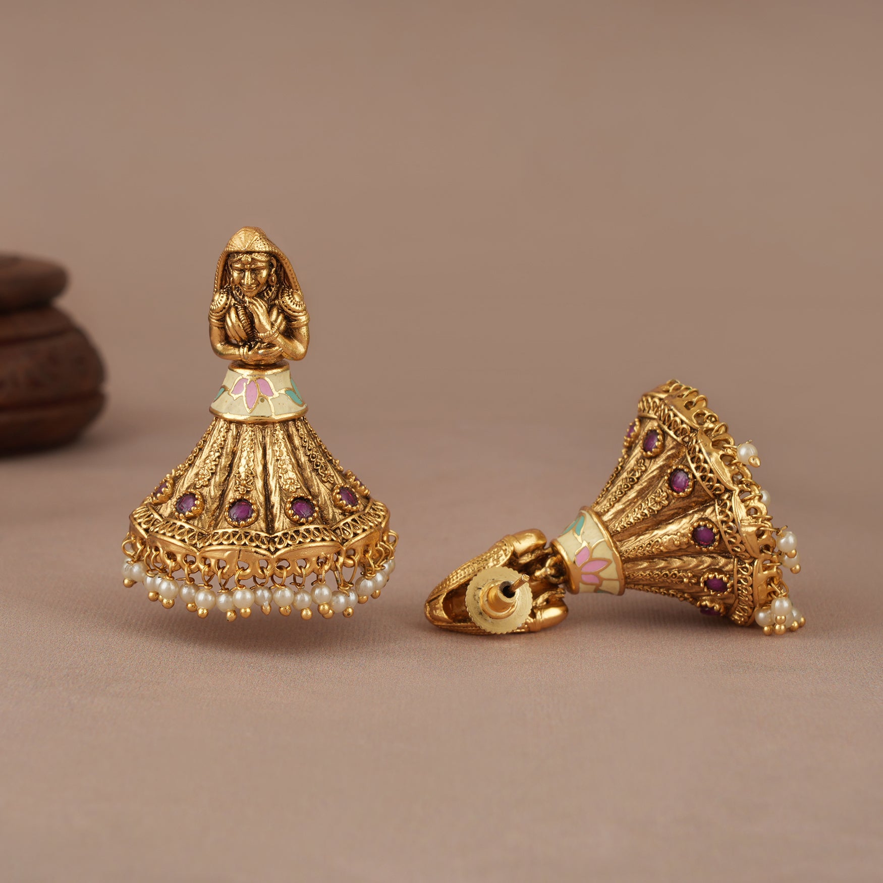 Stunning antique gold long dulhan stone necklace set