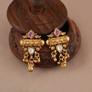Long antique gold stone mangalstura set