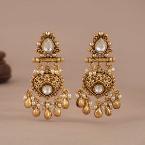 Antique gold kundan earring