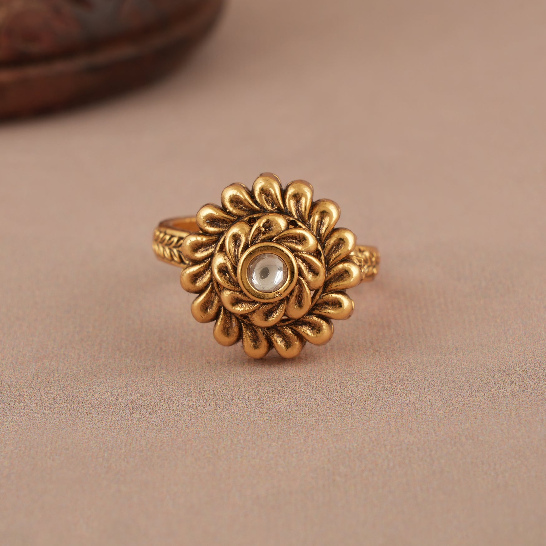 Cute floral antique gold kundan finger ring
