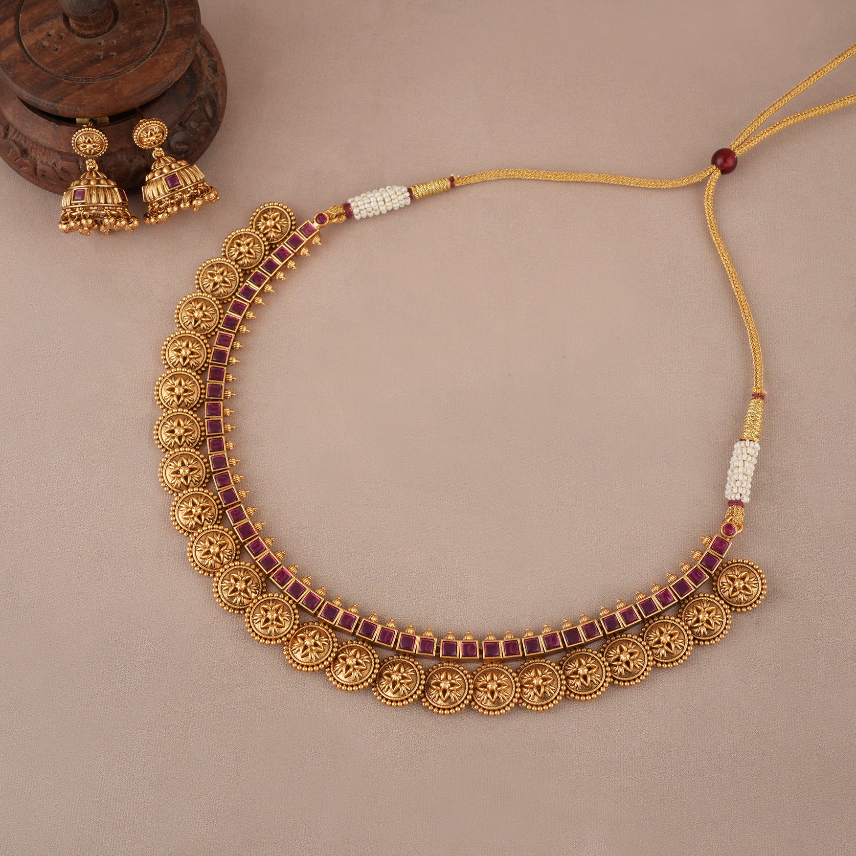 Stunning antique gold ruby necklace set