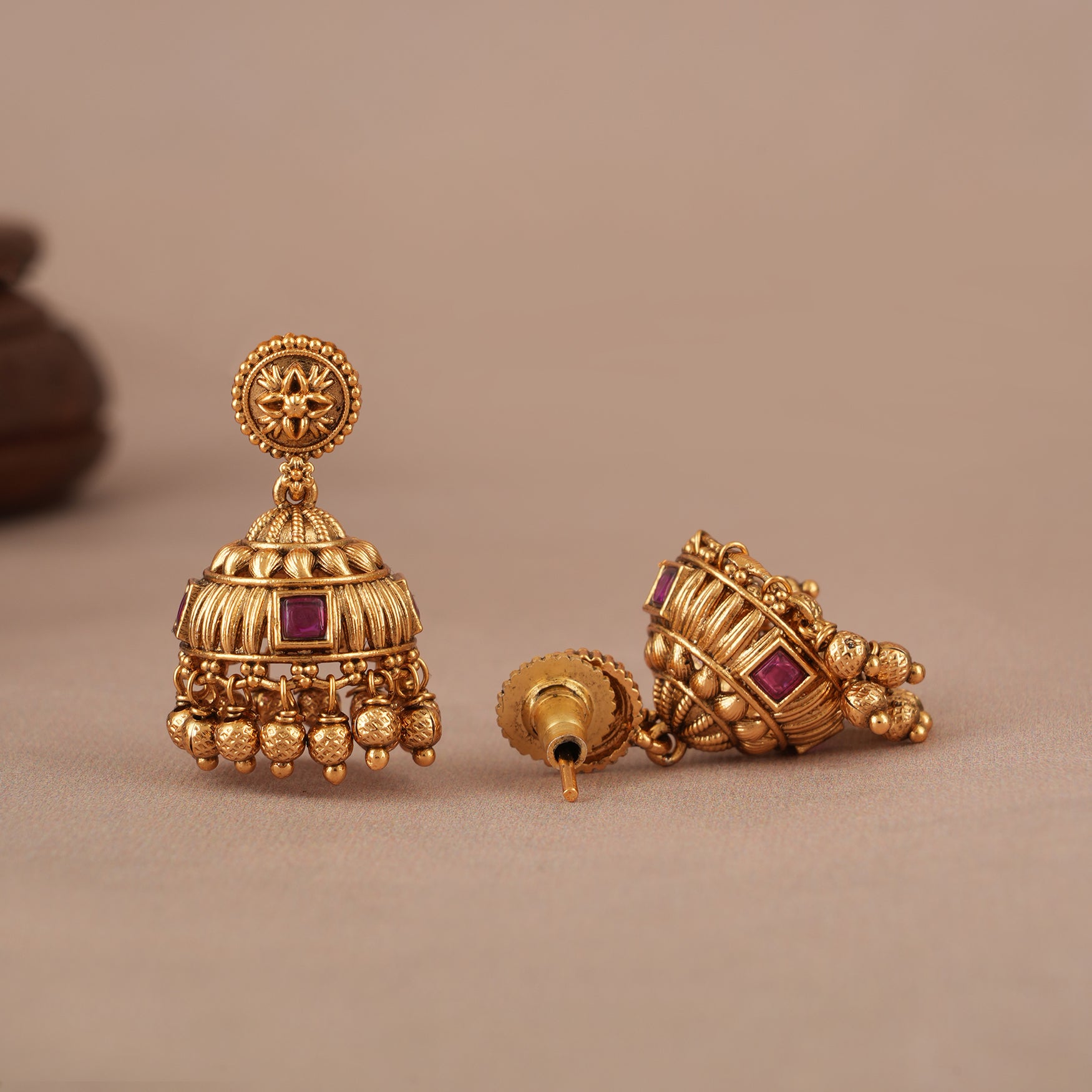 Stunning antique gold ruby necklace set