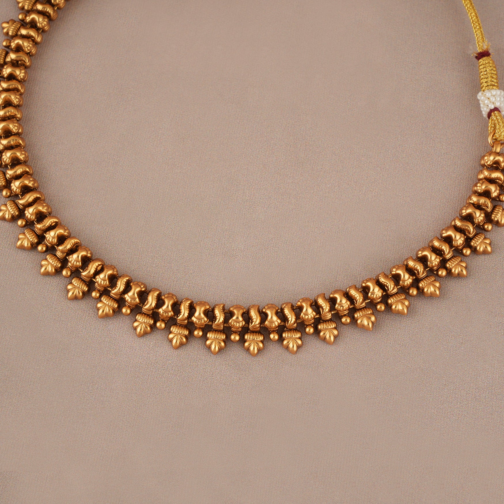 Delicate plain antique gold choker necklace set
