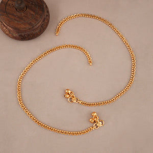 Delicate plain antique gold single line anklet