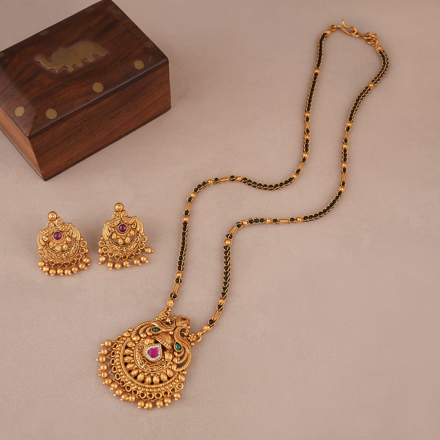 Beautiful stone antique gold mangalsutra set