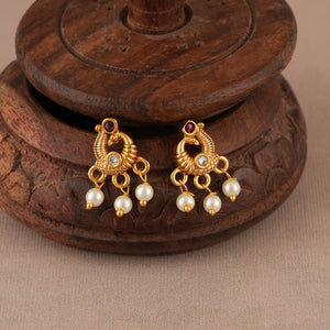 Beautiful elegant gold stone pendant set