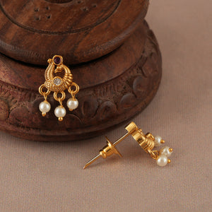 Beautiful elegant gold stone pendant set