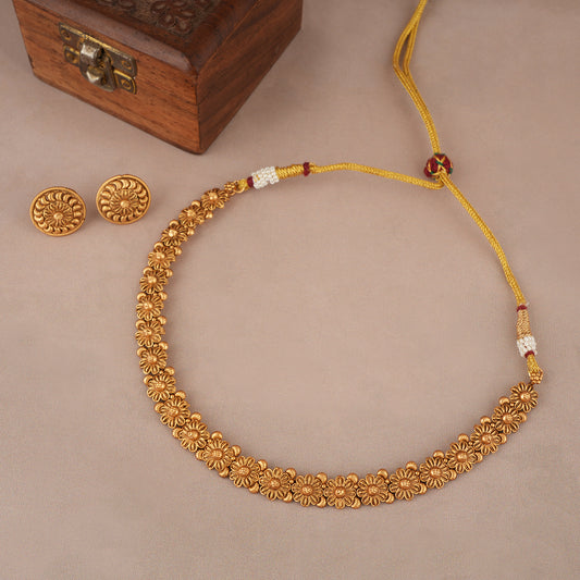 Plain antique gold floral necklace set with earring