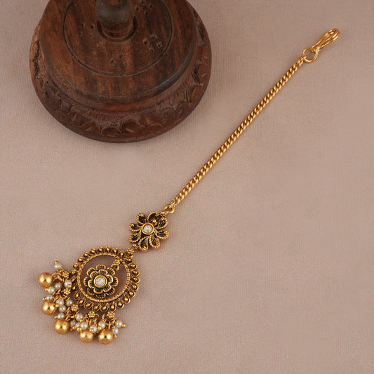 Elegant antique gold pearl maangtika