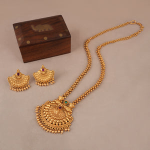 Long stunning plain antique gold necklace set