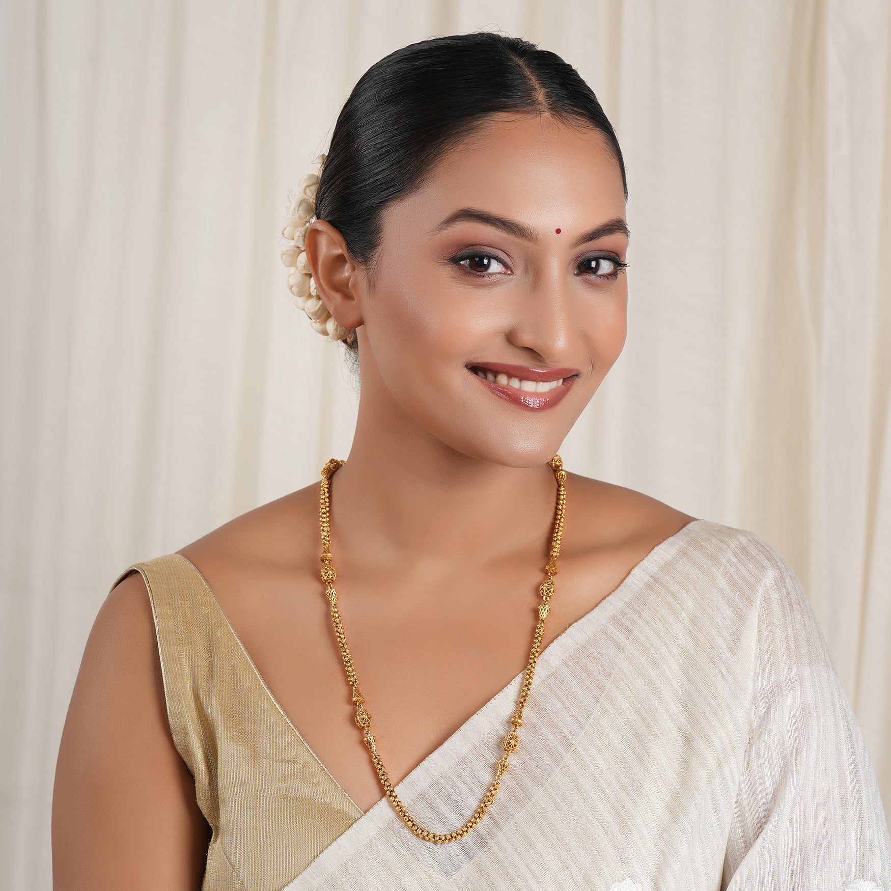 Long beautiful antique gold plain mala necklace