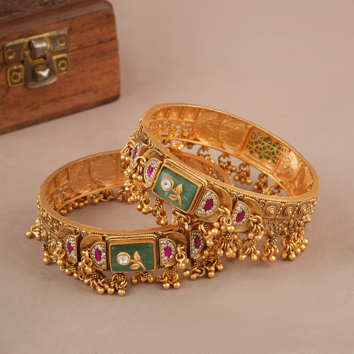 Antique Gold Broad Stone Bangle Set