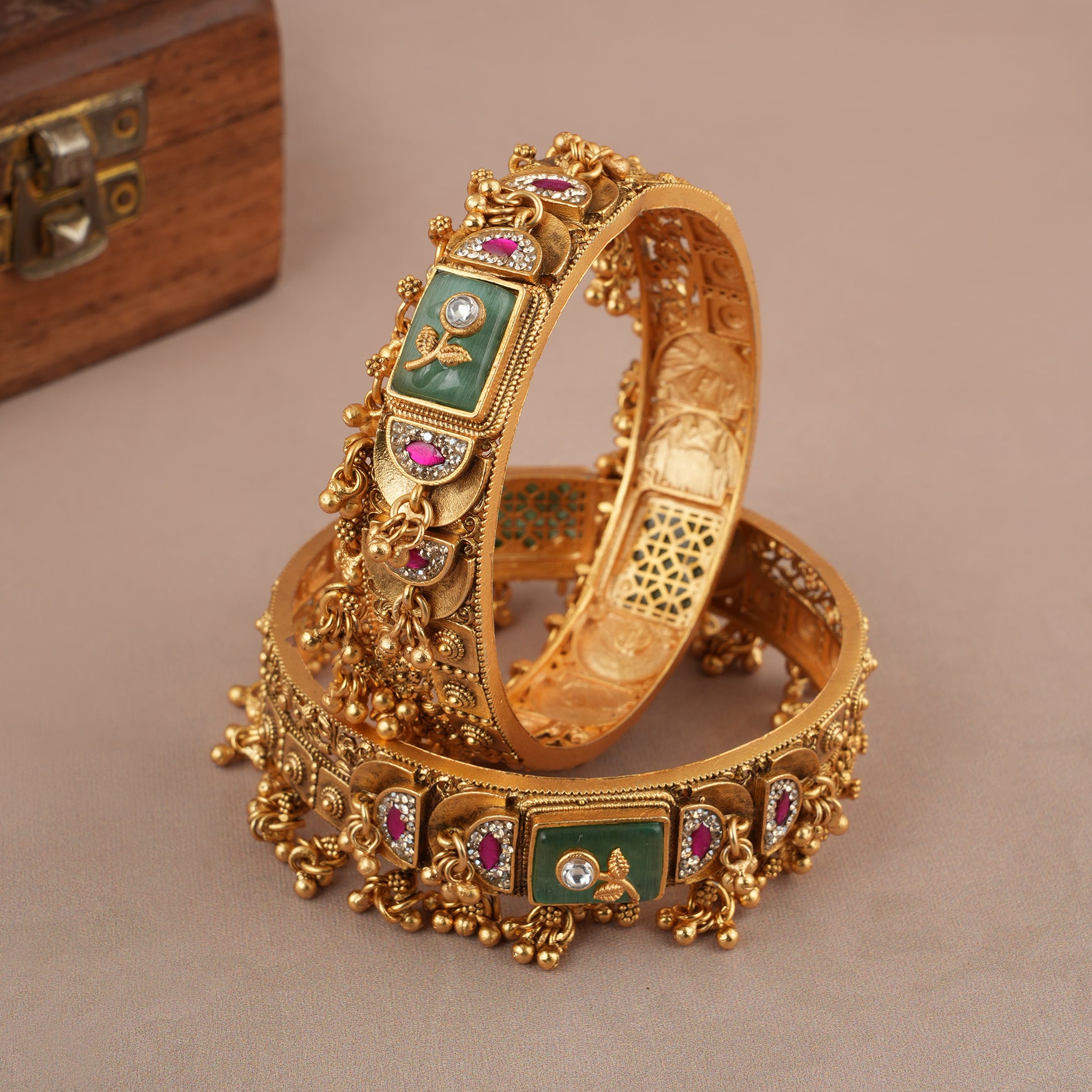 Stunning broad antique gold stone bangle set