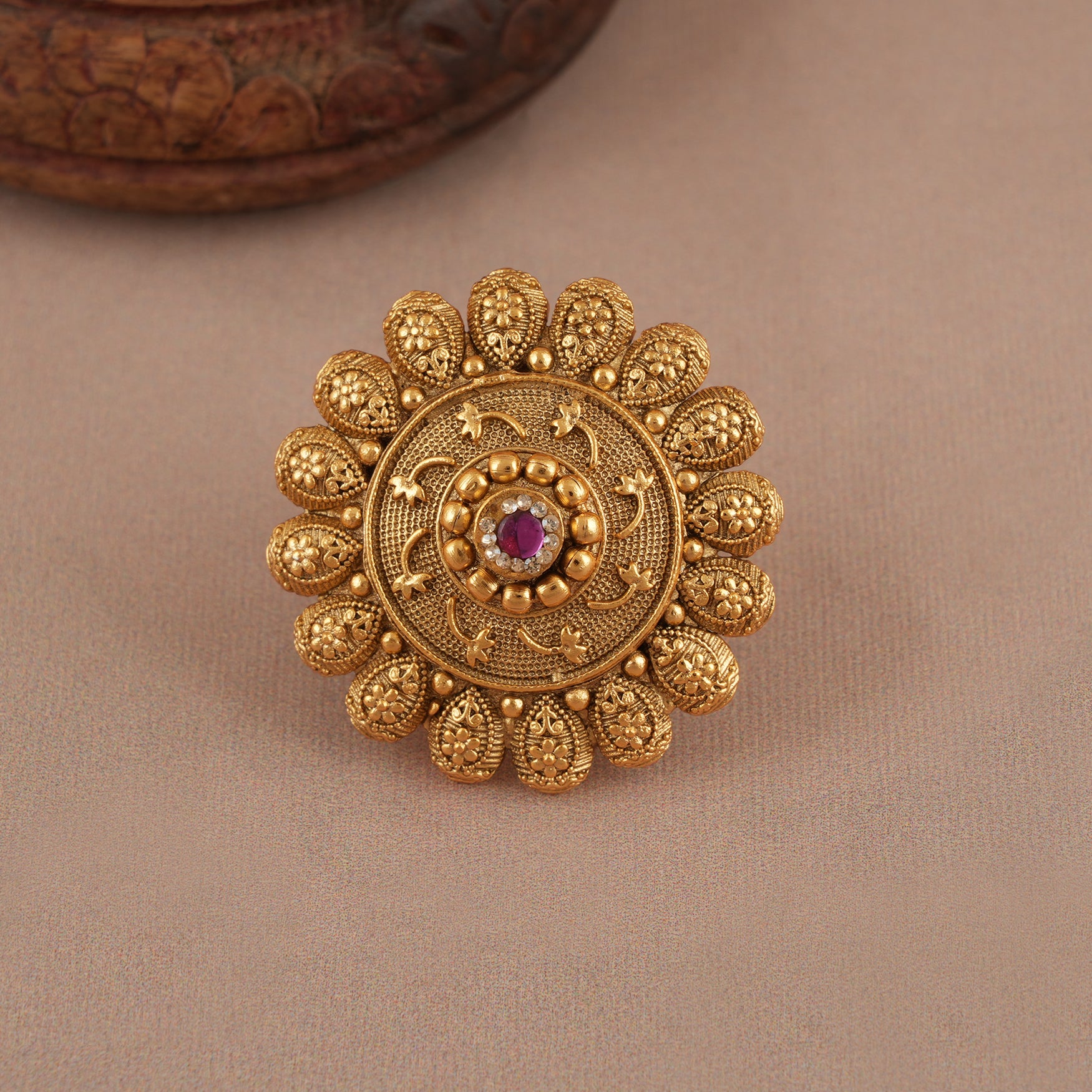 Amazing floral stone adjustable finger ring