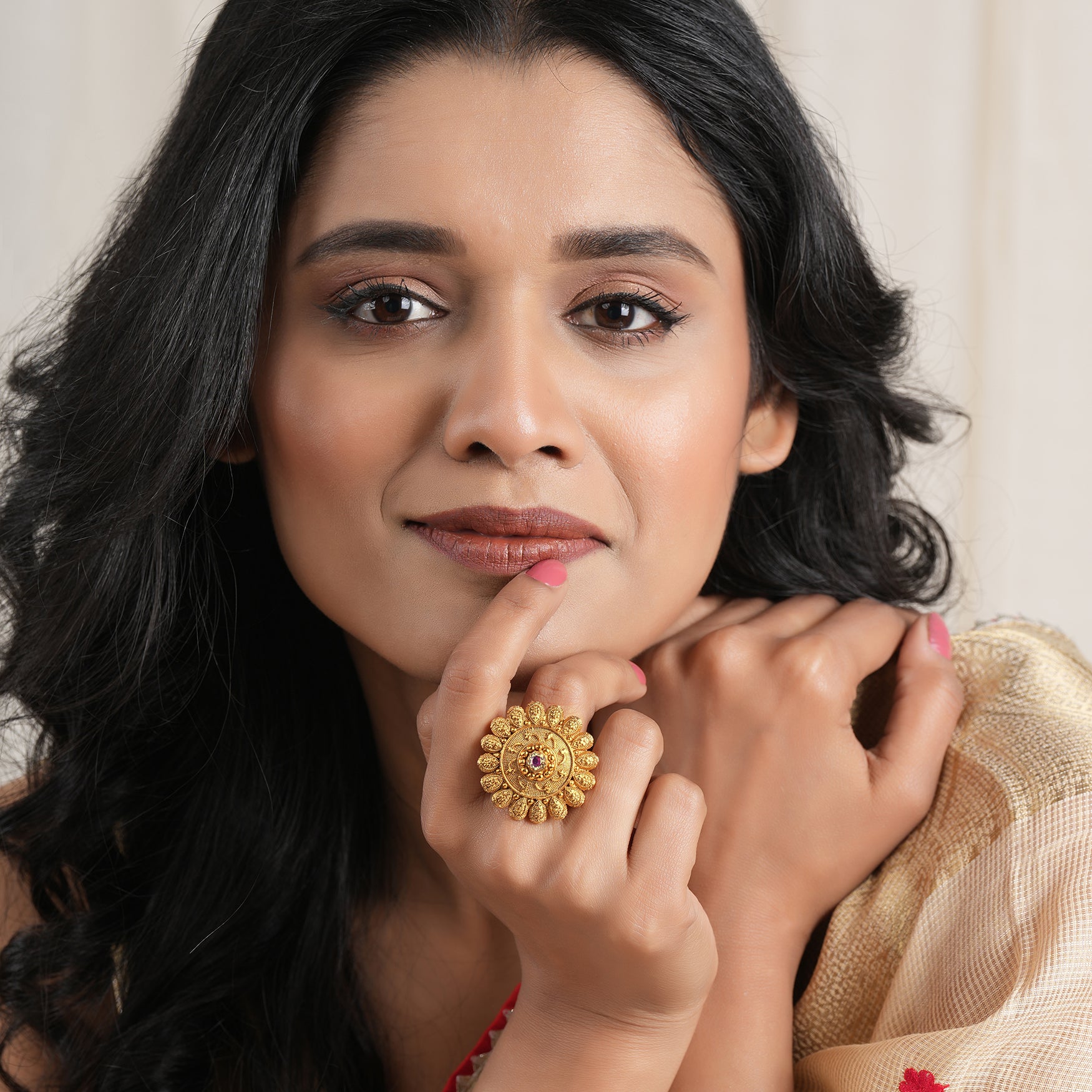 Amazing floral stone adjustable finger ring