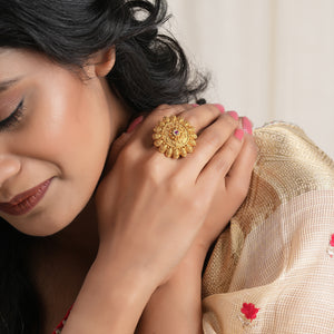 Amazing floral stone adjustable finger ring