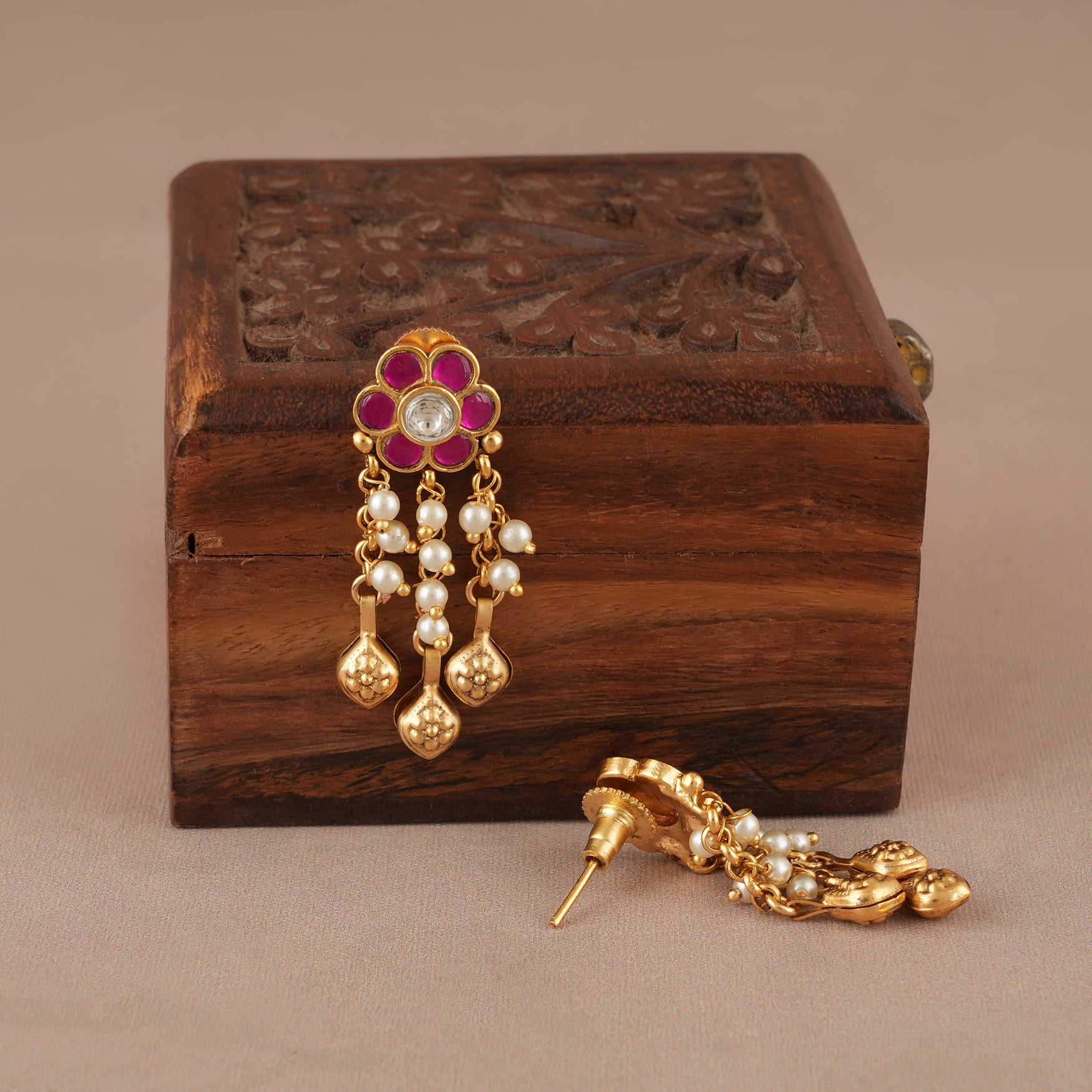 Stunning antique gold pearl drop choker necklace set