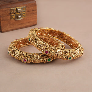 Stunning multicolor carved antique gold bangle set