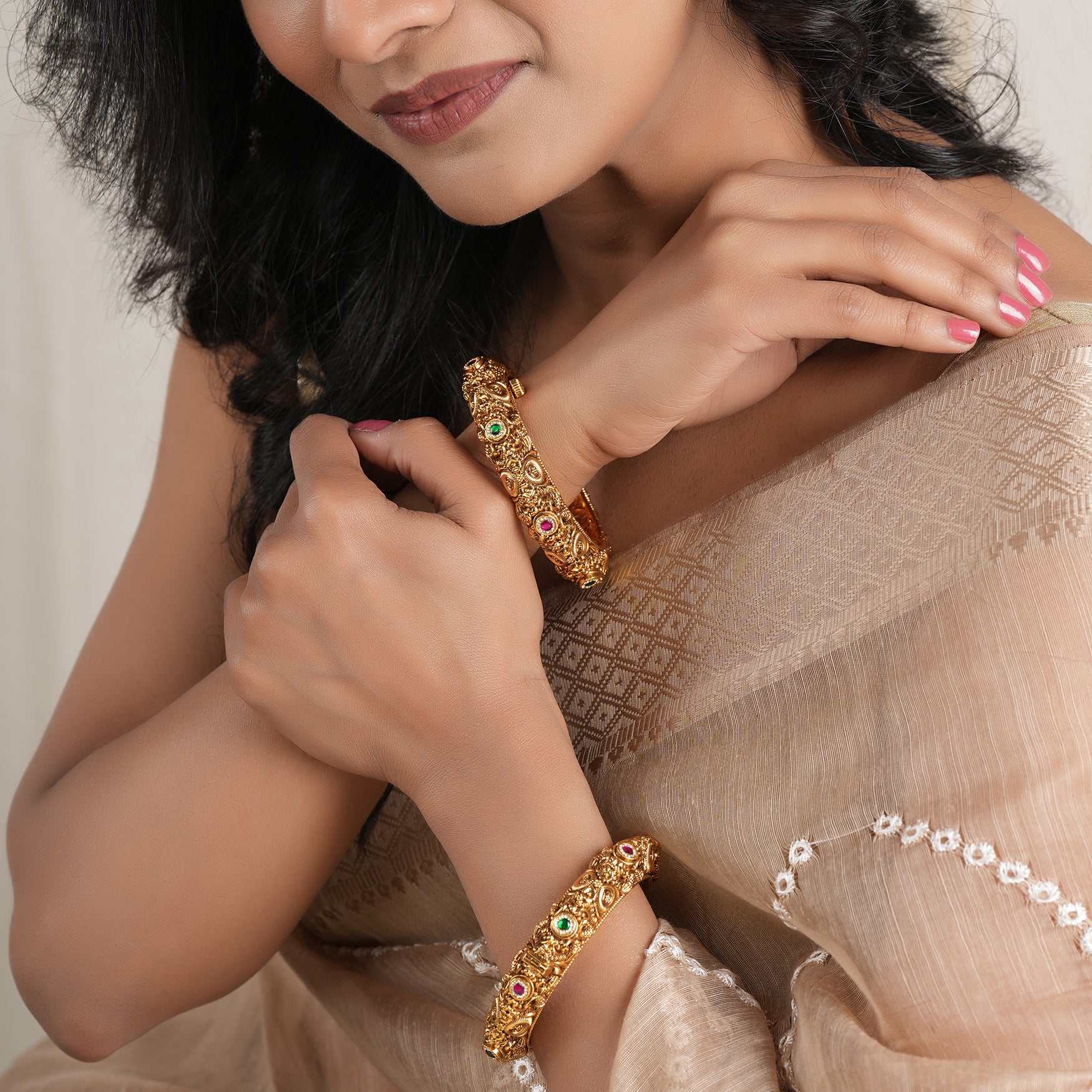 Stunning multicolor carved antique gold bangle set