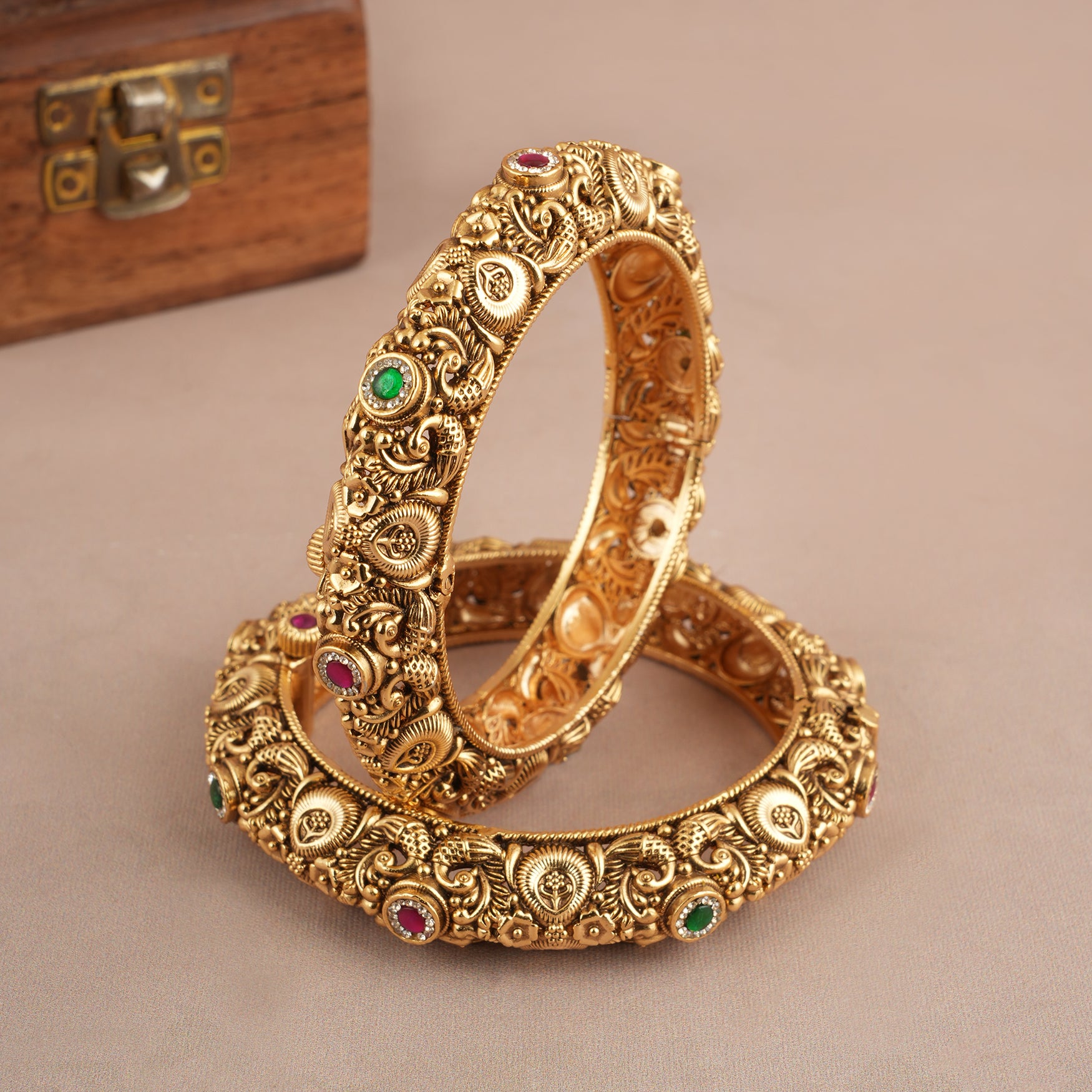 Stunning multicolor carved antique gold bangle set