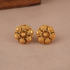 Elegant antique gold plain necklace set with stud earring