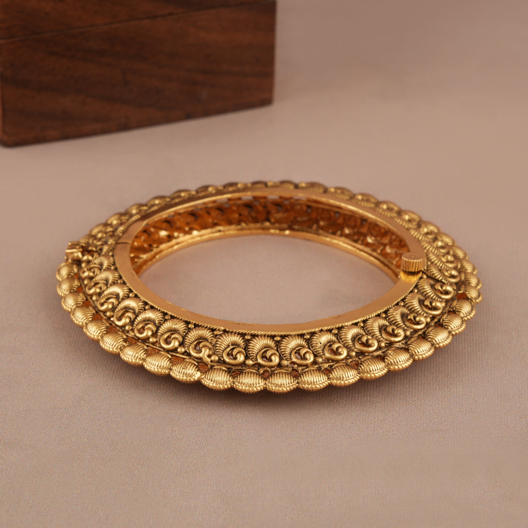Stunning broad antique gold pacheli bangle kada