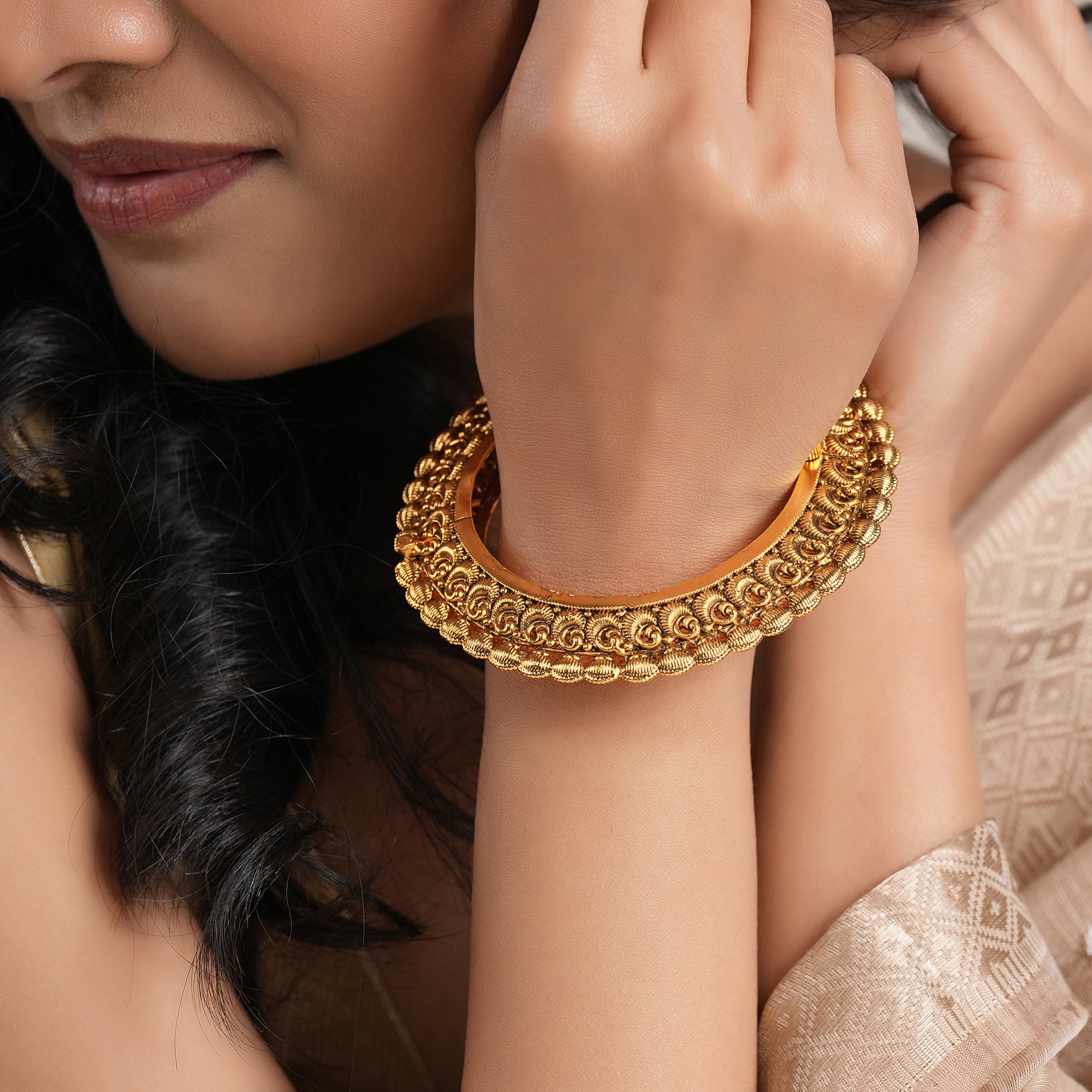 Stunning broad antique gold pacheli bangle kada