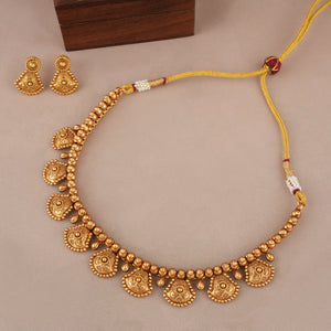 Stunning carved plain antique gold necklace set