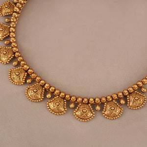 Stunning carved plain antique gold necklace set
