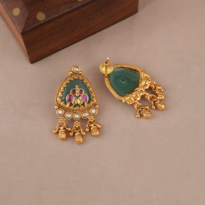 Stunning antique gold stone pearl choker set