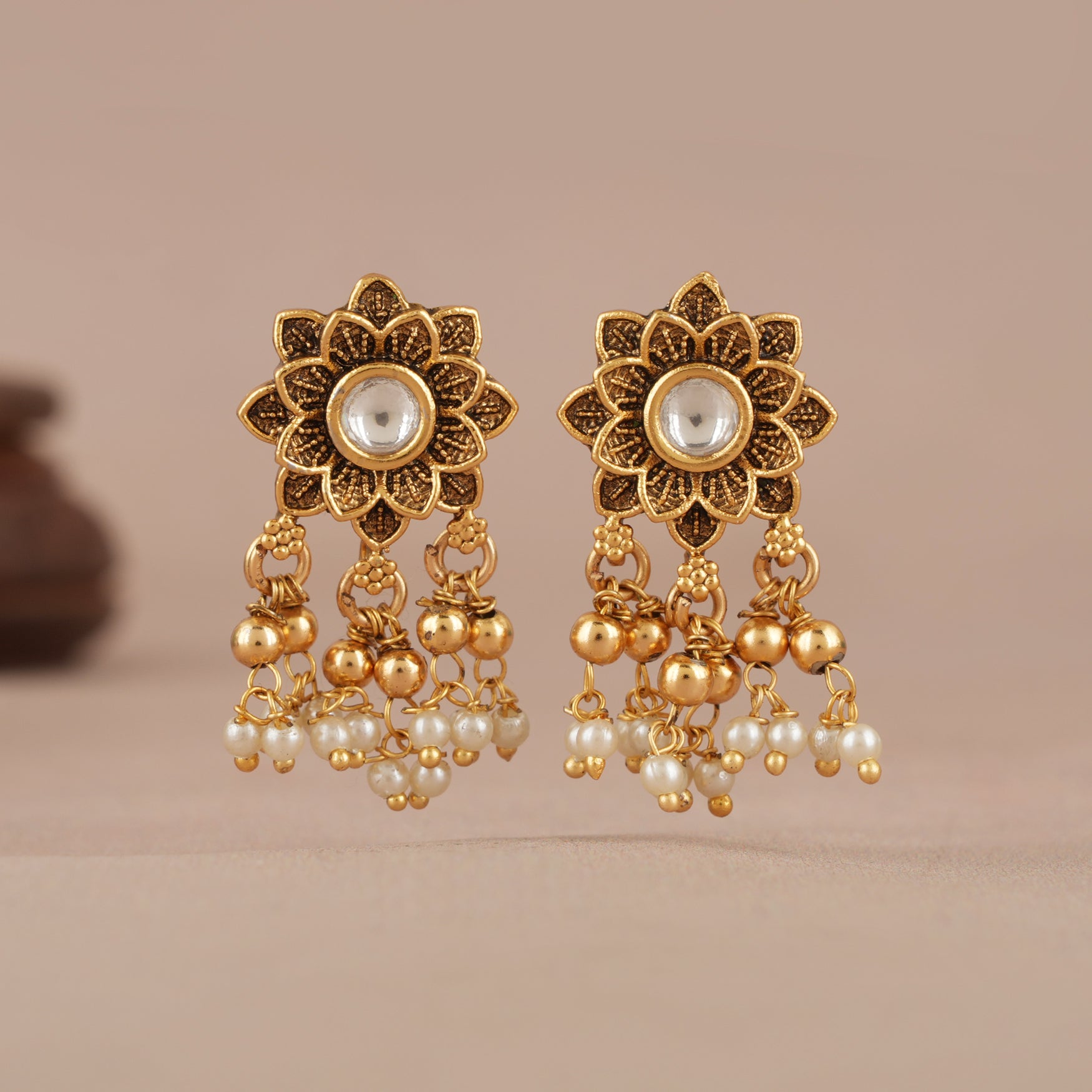 Cute elegant antique gold kundan earring