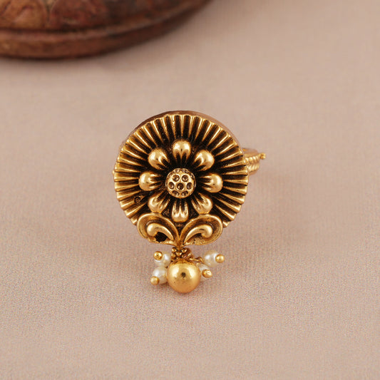 Elegant sleek floral antique gold finger ring