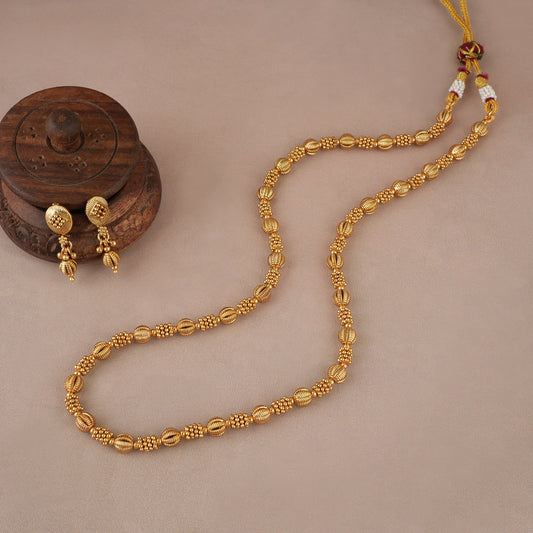 Sleek antique gold plain mala set