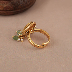 Stone antique gold adjustable finger ring