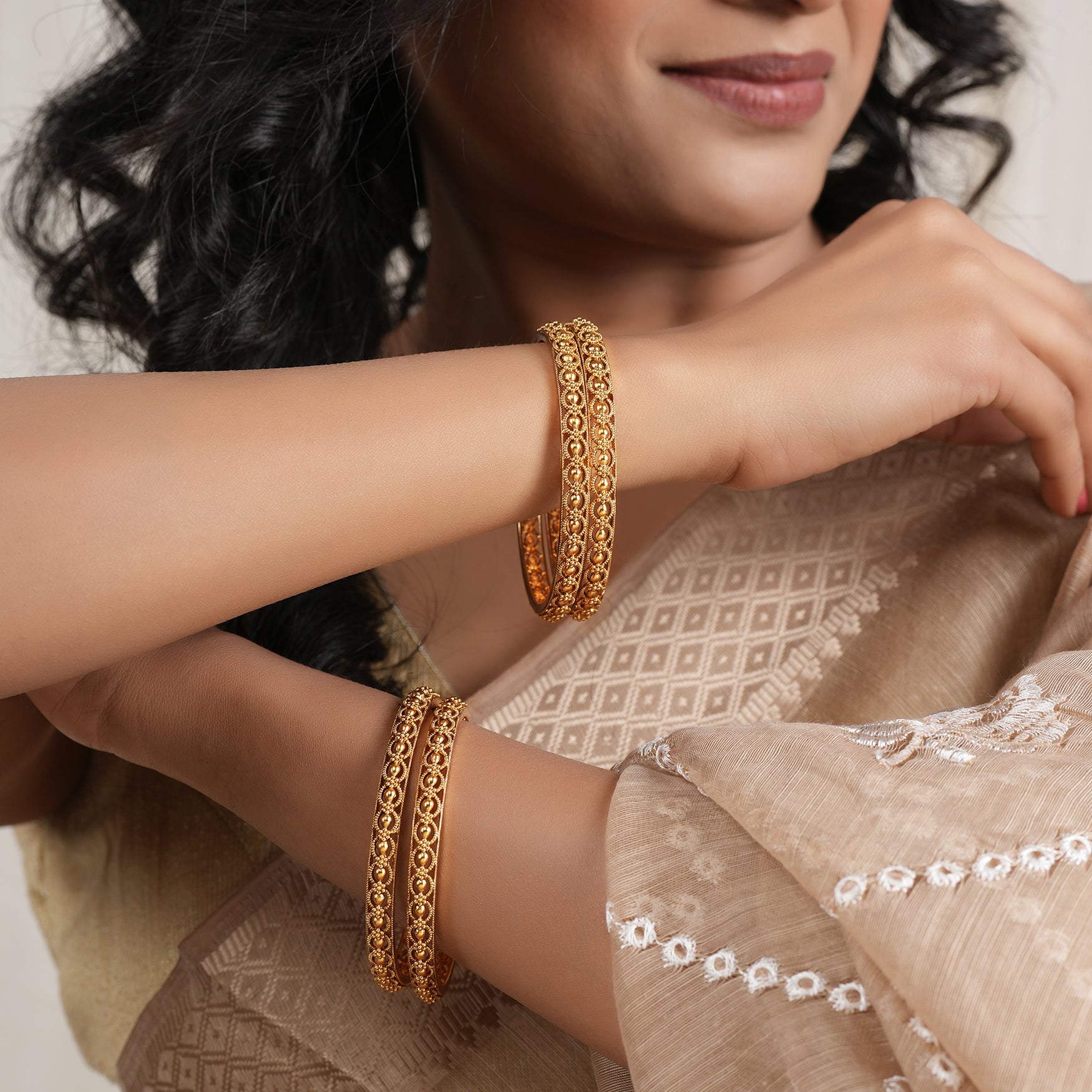 Stunning plain antique gold bangle set ( set of 4 )