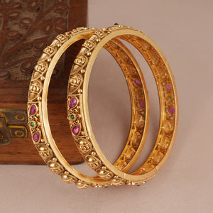 Beautiful paisley antique gold stone bangle set